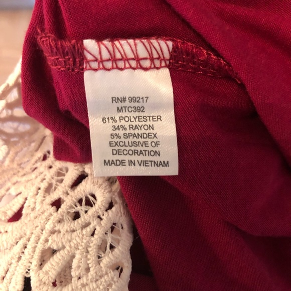 Charming Charlie Blouse - Picture 2 of 3